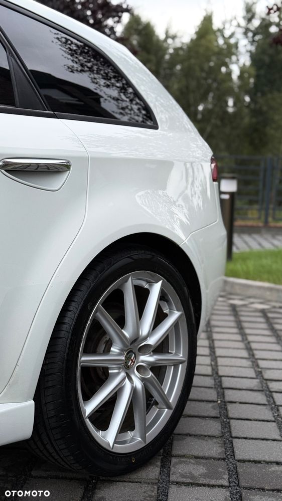 Alfa Romeo 159 1.9 JTDM 16V DPF ti - 35