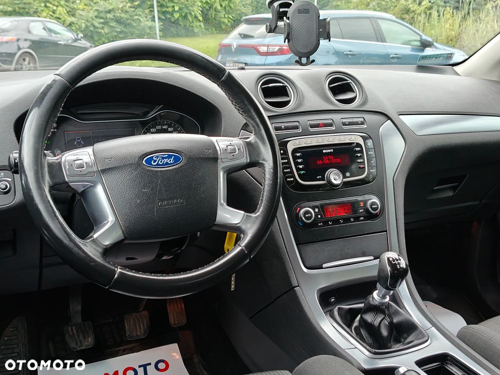 Ford Mondeo 1.6 T Titanium - 15