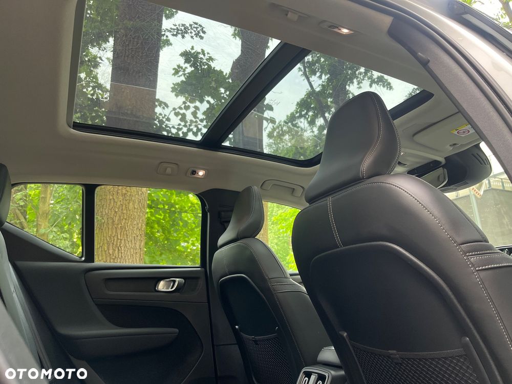 Volvo XC 40 B4 B AWD Geartronic Inscription - 11