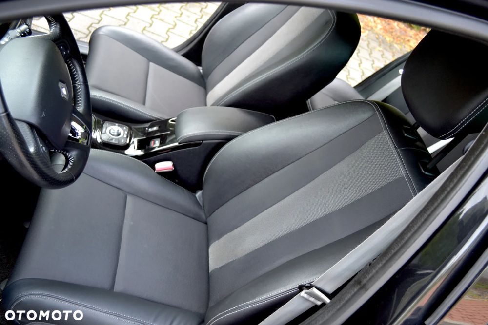 Renault Megane ENERGY dCi 130 Start & Stop Bose Edition - 22