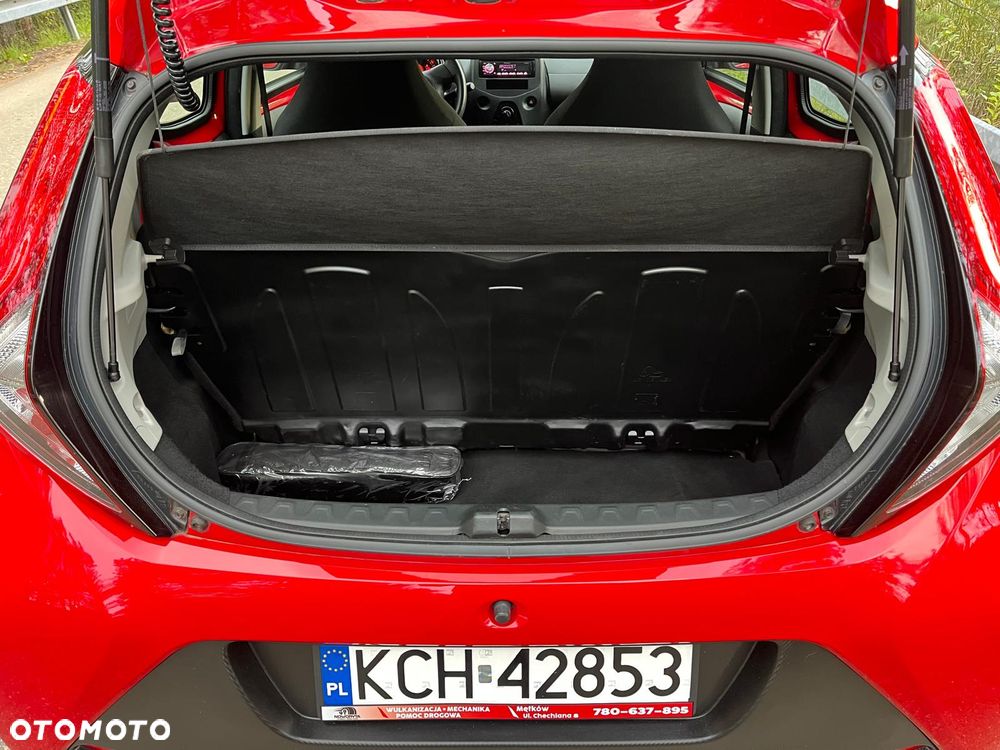 Toyota Aygo x-play - 14