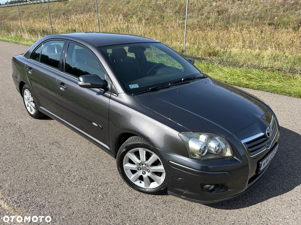 Toyota Avensis 2.0 VVT-i High - 9