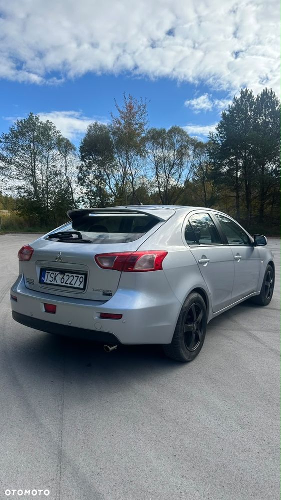Mitsubishi Lancer 1.6 Invite - 8