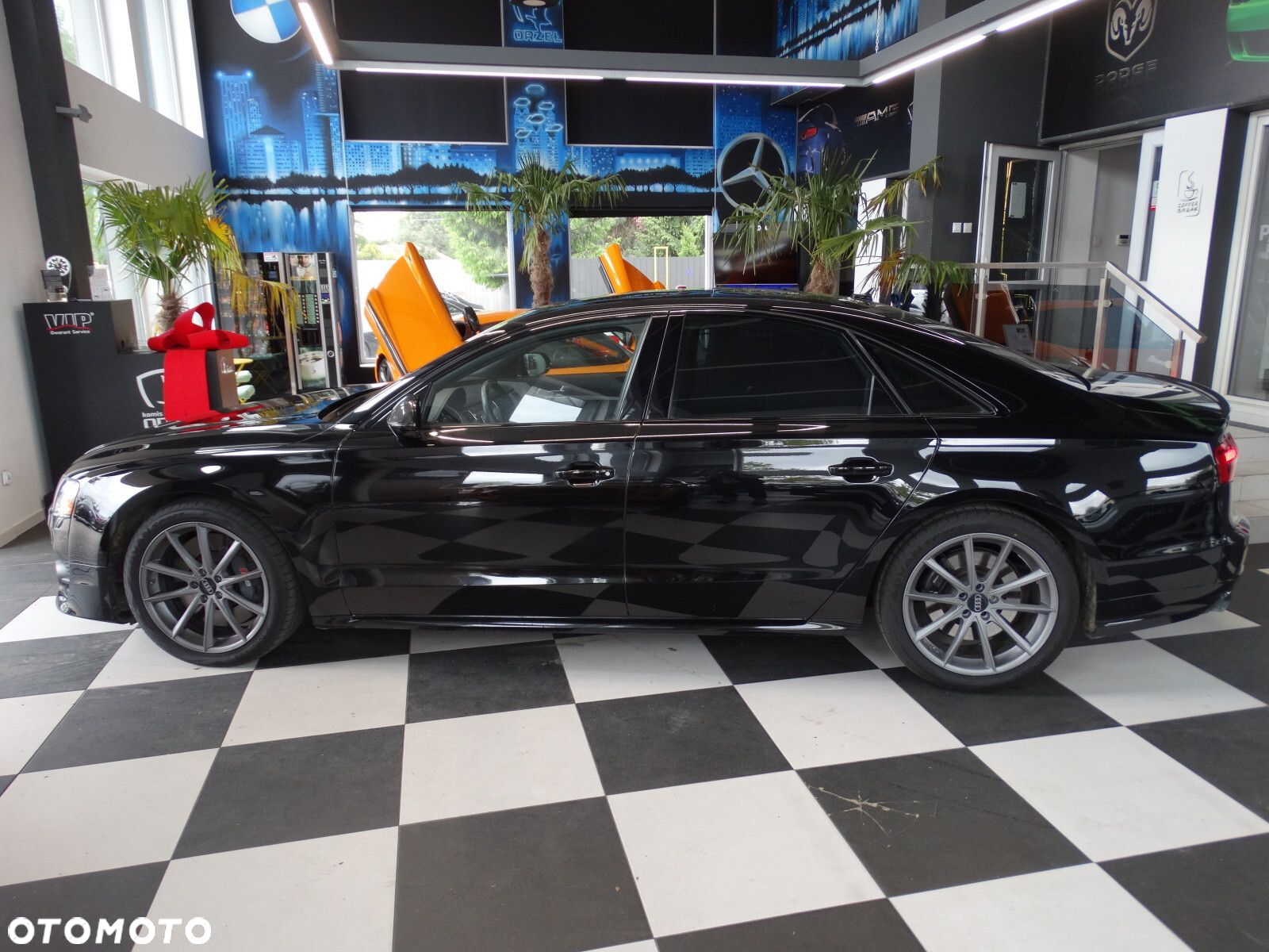 Audi S8 - 7