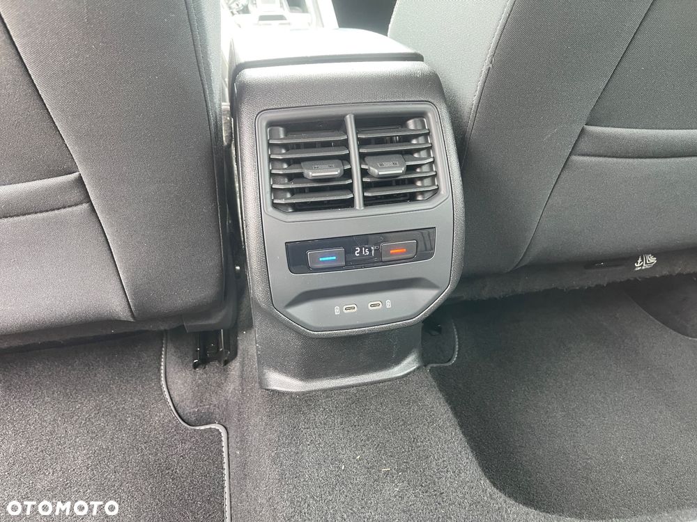 Seat Leon 2.0 TDI DPF DSG Xcellence - 22