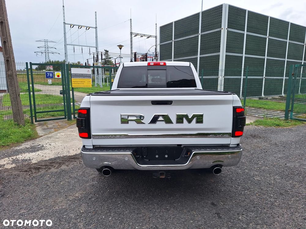 Dodge RAM - 6