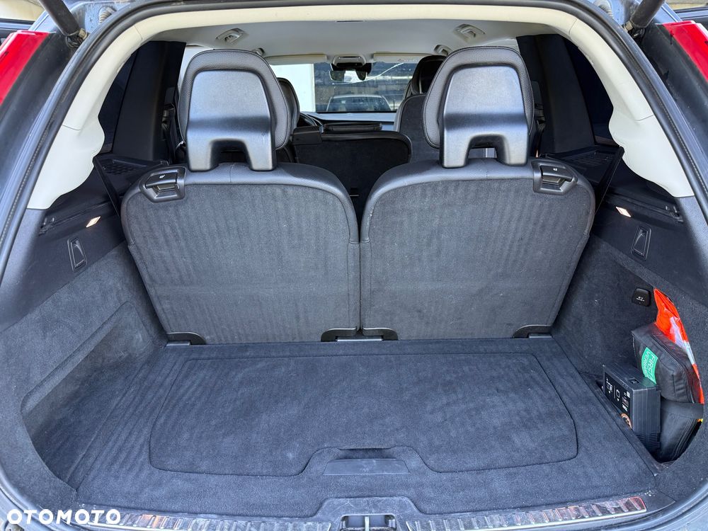 Volvo XC 90 B5 D AWD Inscription 7os - 9