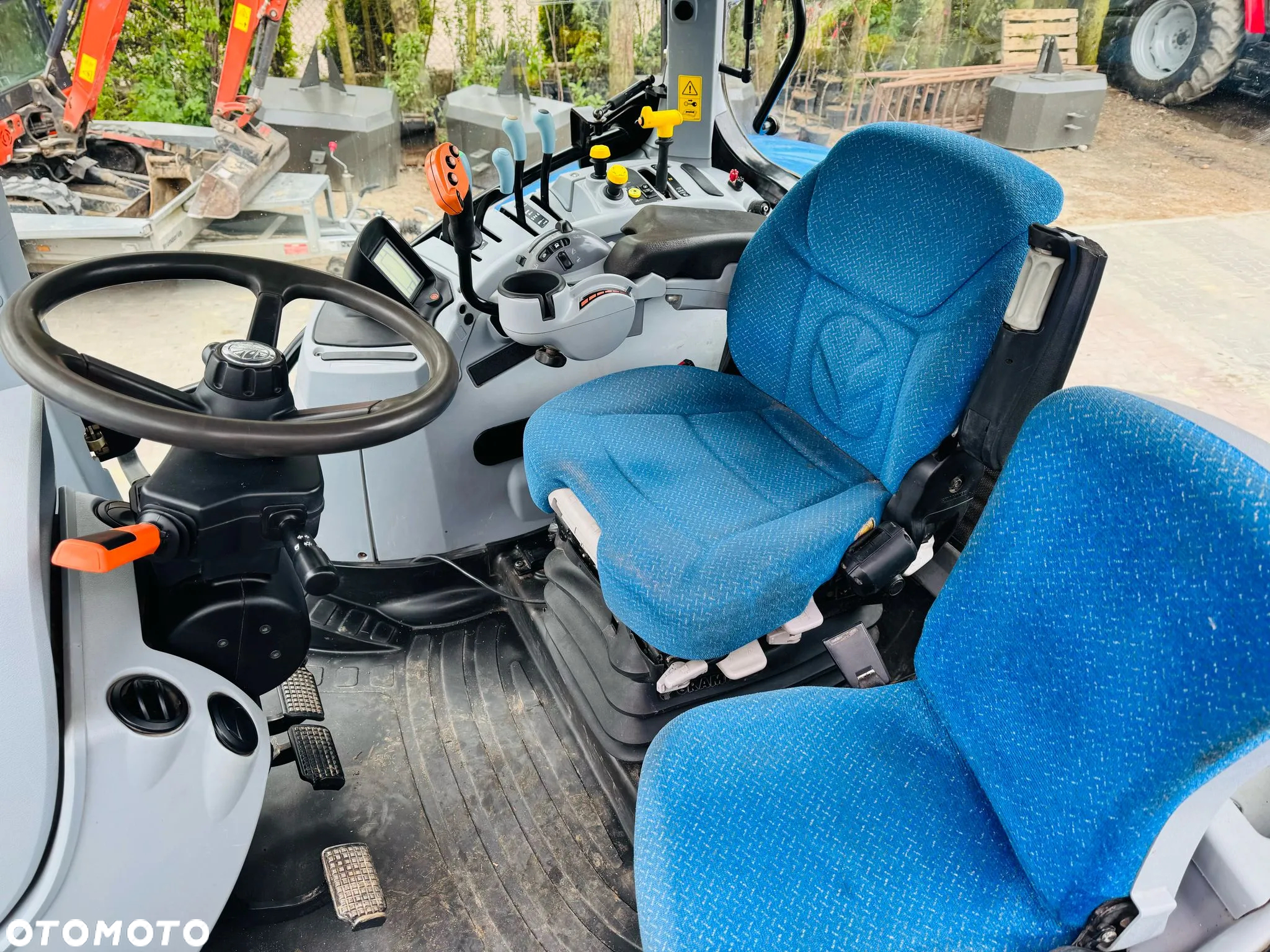 New Holland T7.260 Powercommand - 14