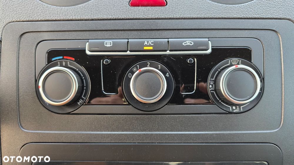 Volkswagen Caddy - 18