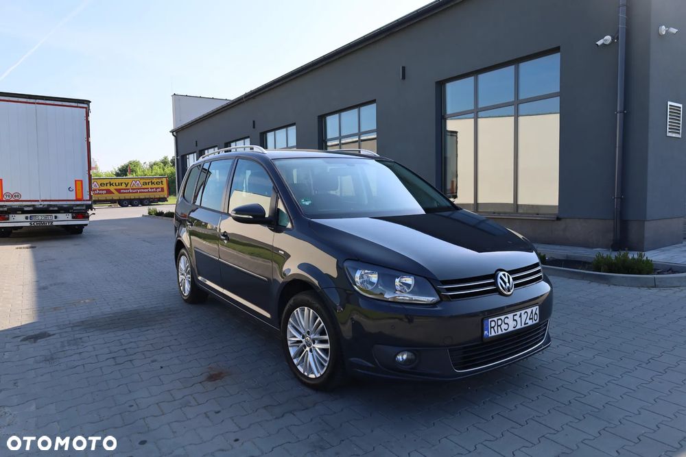 Volkswagen Touran - 8