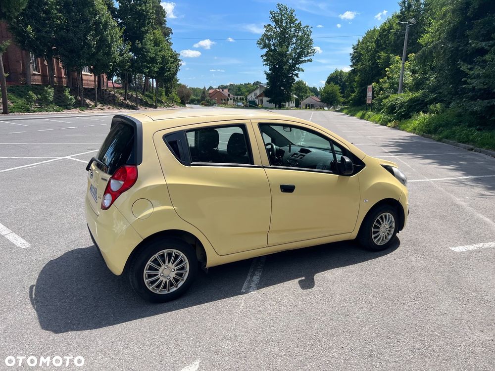 Chevrolet Spark - 5