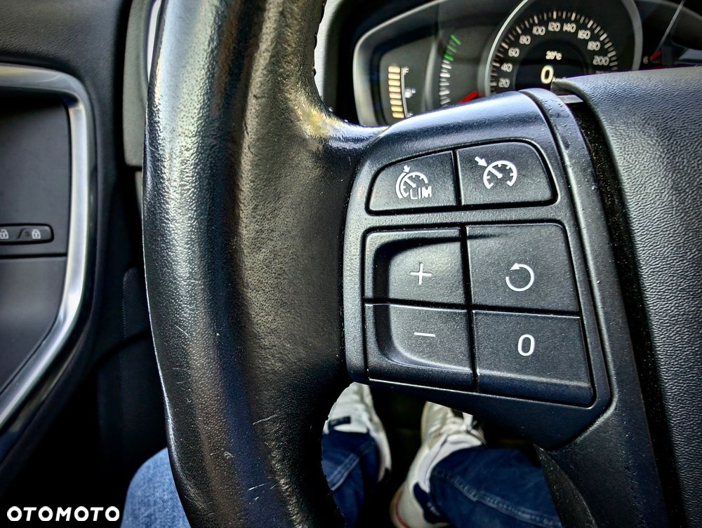 Volvo S60 D3 Drive-E Summum - 9
