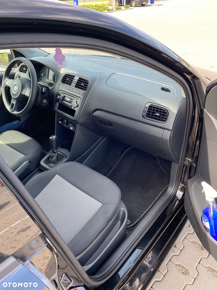 Volkswagen Polo - 9