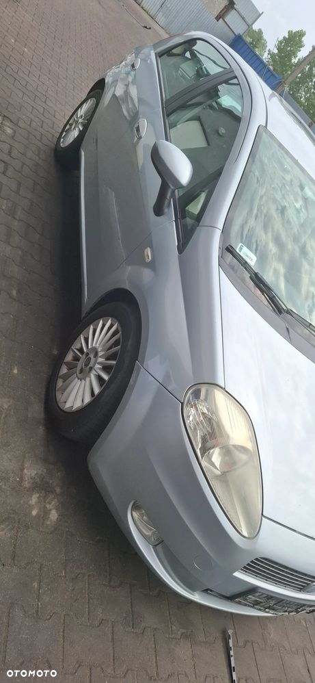 Fiat Grande Punto 1,3 na części 589A - 8