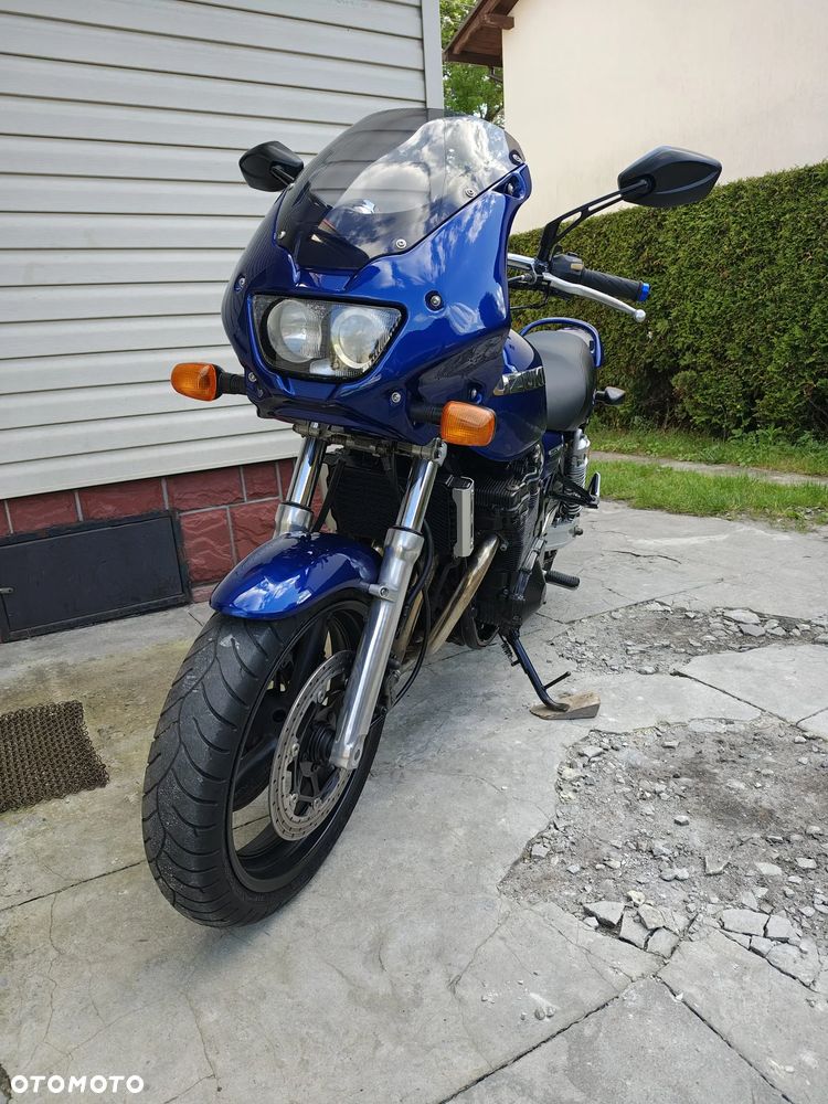 Suzuki GSX - 14
