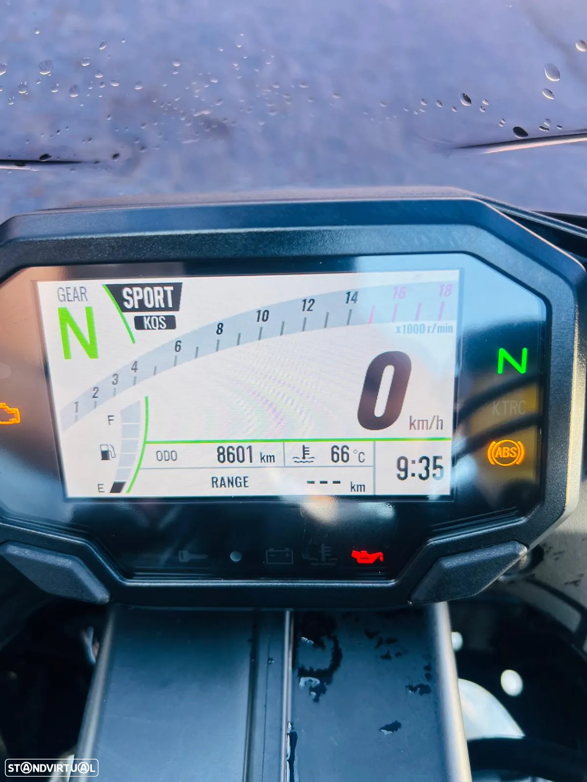 Kawasaki ZX -6r - 9