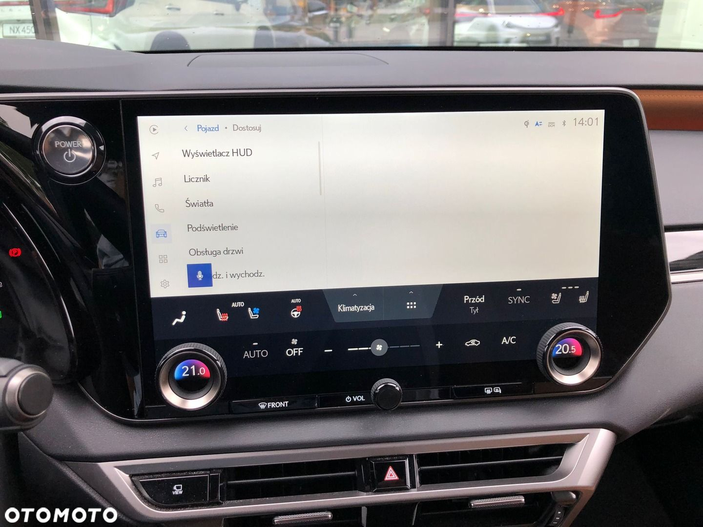 Lexus RX - 24
