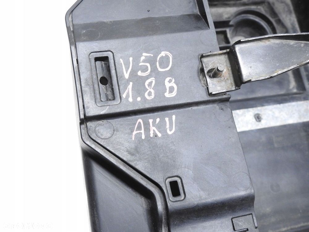 OBUDOWA AKUMULATORA VOLVO V50 1.8 - 3