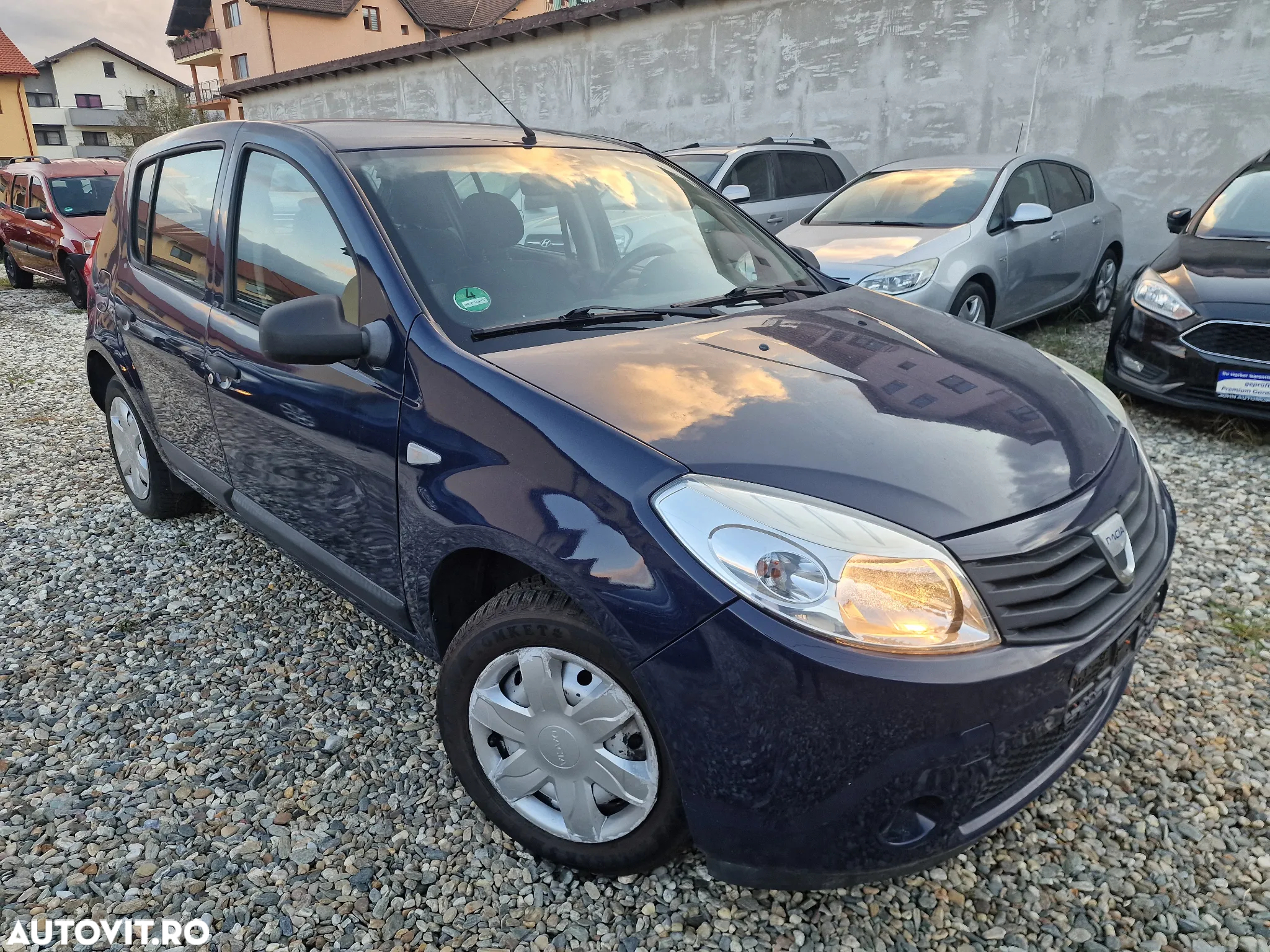 Dacia Sandero 1.2 16V 75 Celebration - 8
