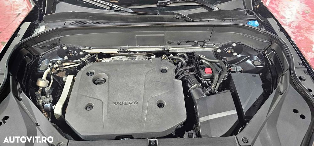 Volvo XC 90 B5 D AWD Ultimate Dark - 21