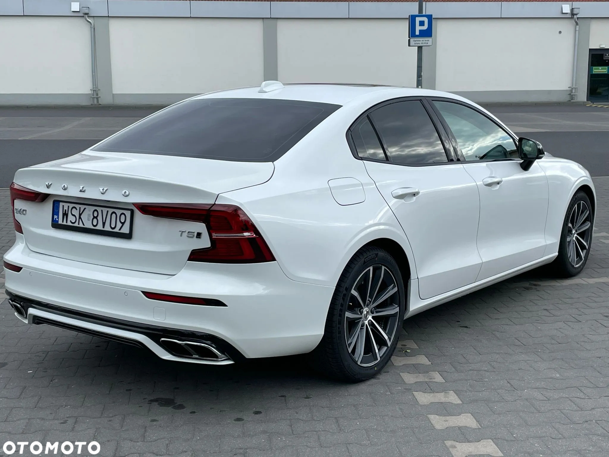 Volvo S60 T5 AWD R-Design - 7