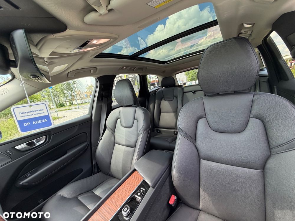 Volvo XC 60 B5 B AWD Geartronic RDesign - 14