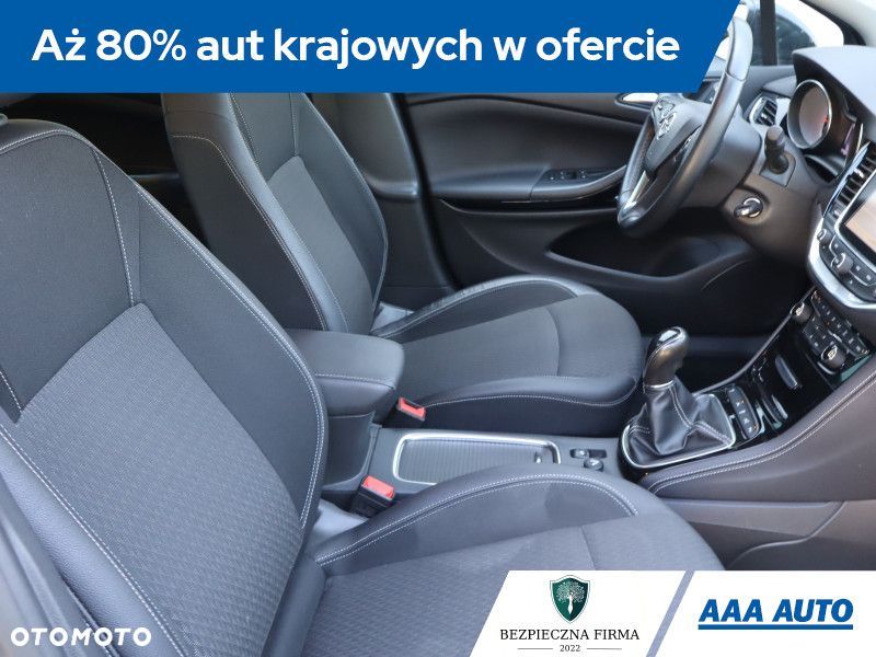Opel Astra - 11