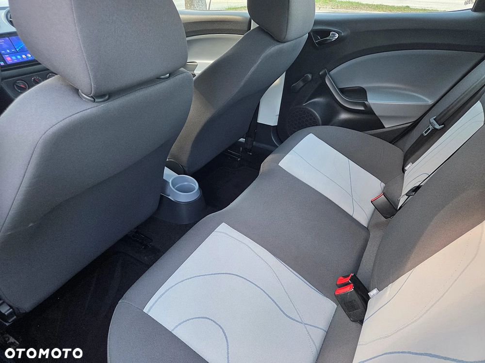 Seat Ibiza 1.4 16V Entry - 11