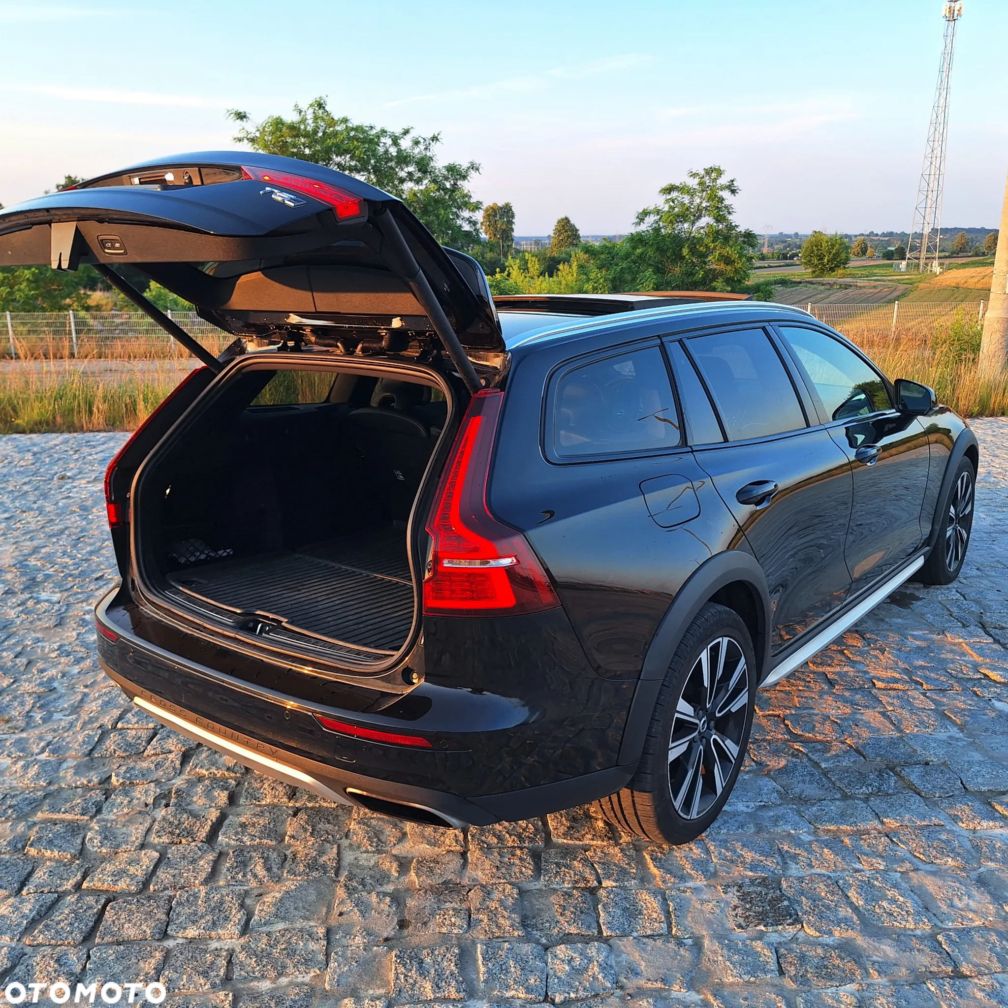Volvo V60 Cross Country T5 AWD - 6