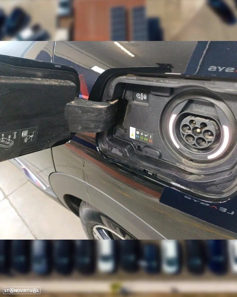 Peugeot 3008 1.6 Hybrid GT Pack e-EAT8 - 11