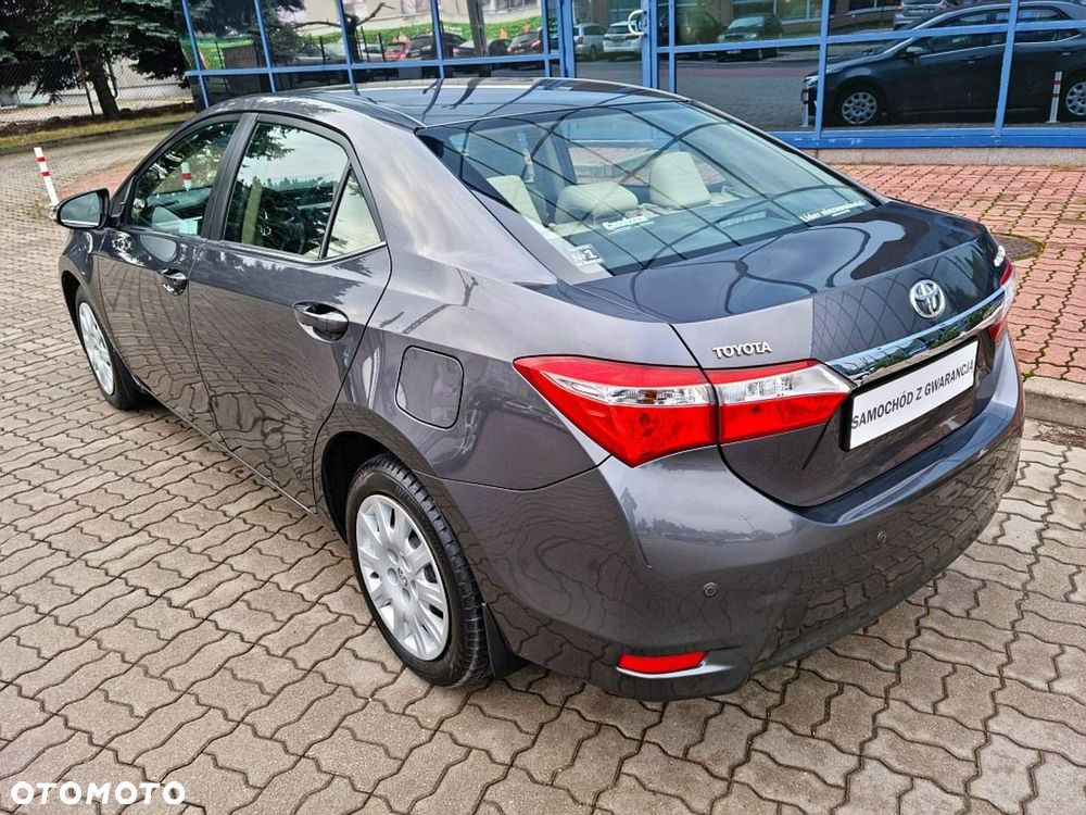 Toyota Corolla - 16