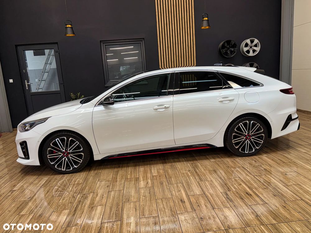 Kia ProCeed 1.6 T-GDI DCT7 OPF GT - 11