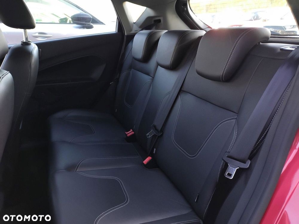 Ford Fiesta 1.0 EcoBoost Titanium - 25