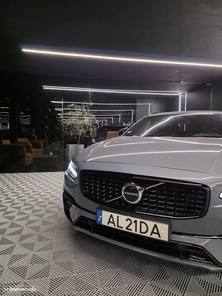 Volvo V90 2.0 T6 PHEV R-Design AWD - 4