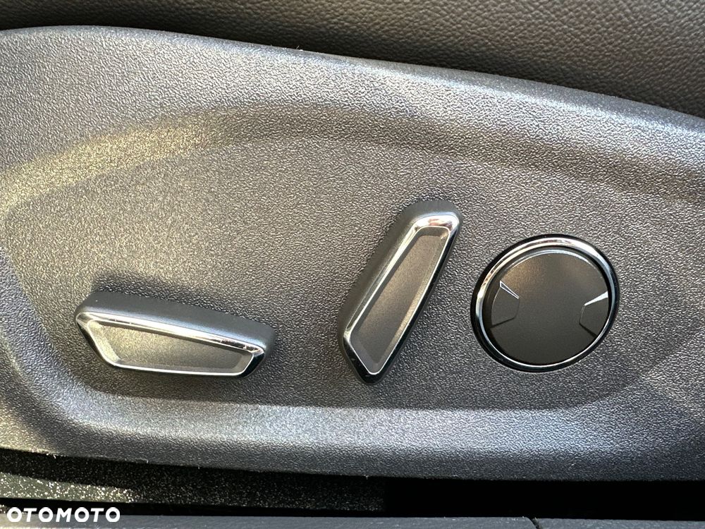 Ford Mondeo 2.0 TDCi PowerShift-Aut Allrad Titanium - 30