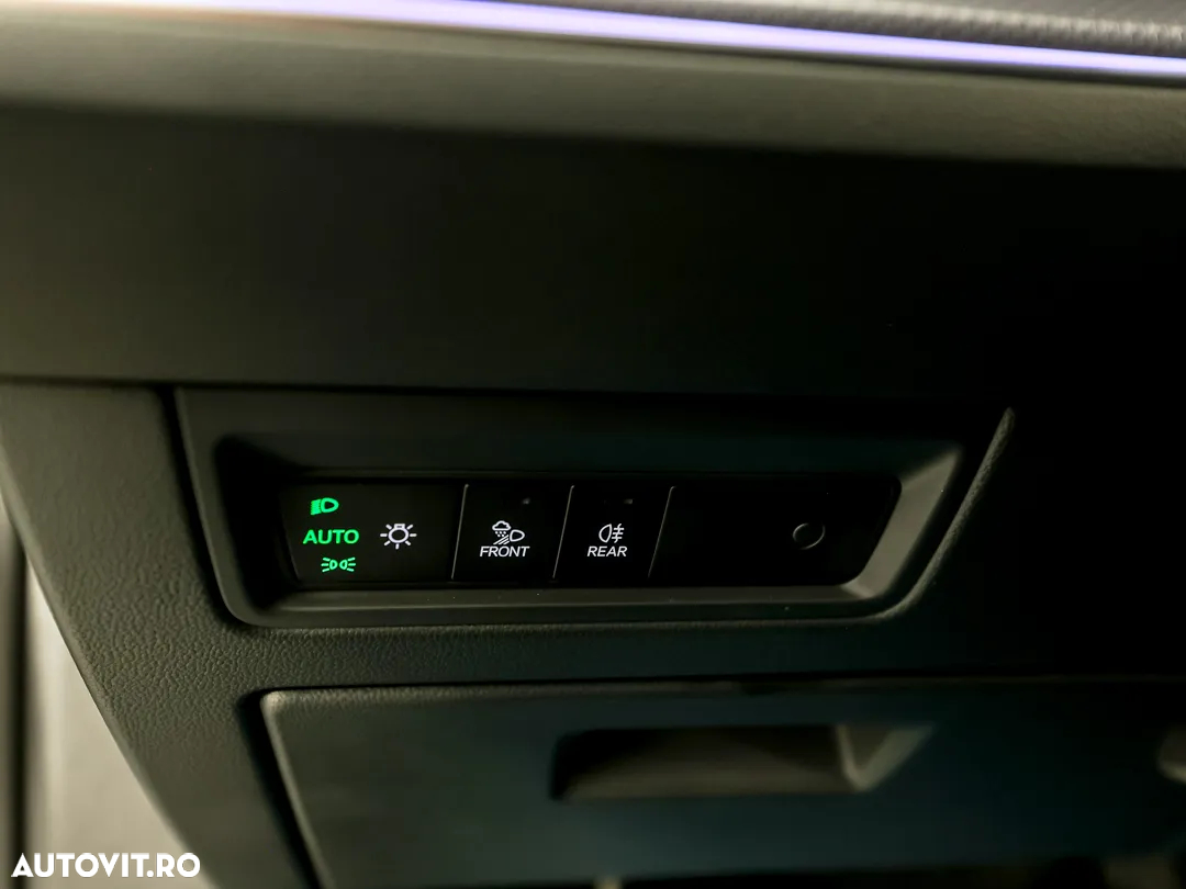 Volkswagen Touareg V6 TSI eHybrid PHEV R - 26