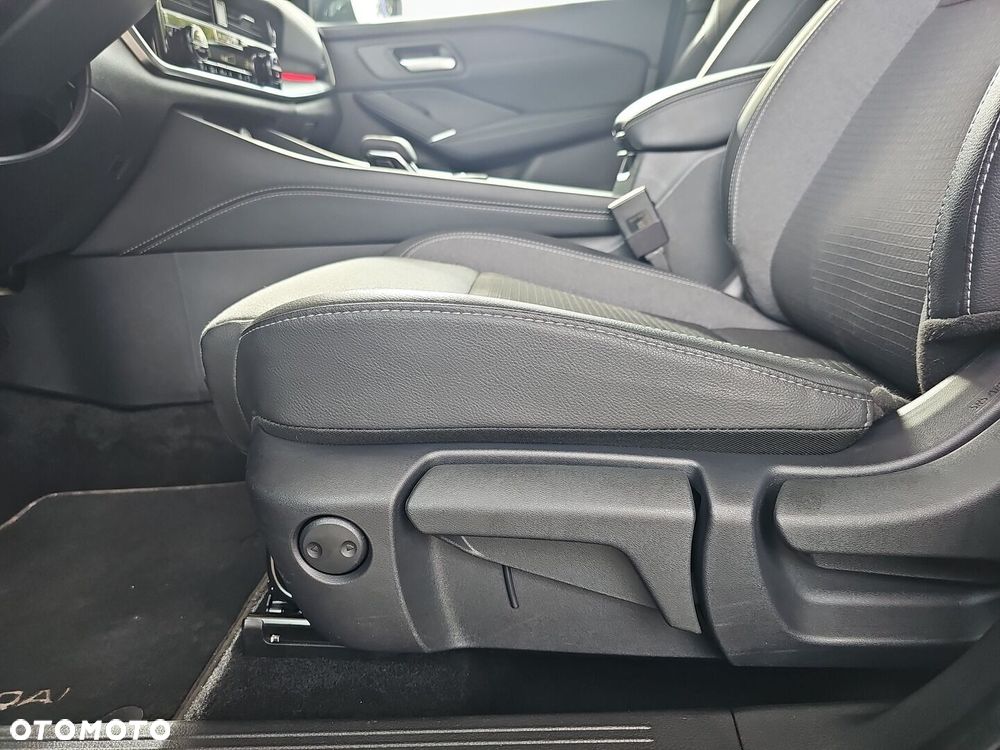 Nissan Qashqai - 14