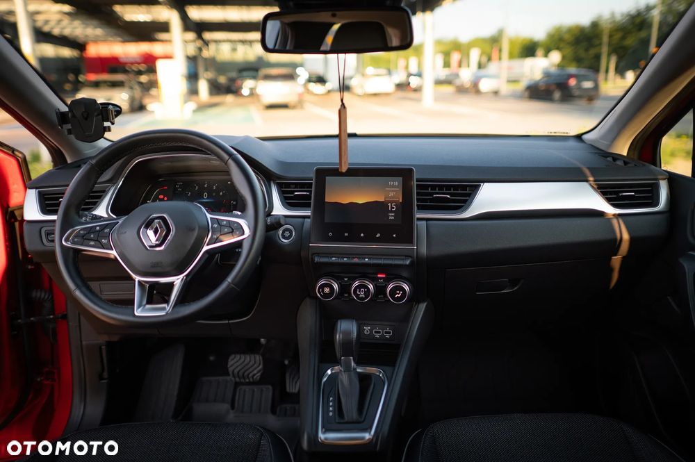 Renault Captur 1.3 TCe mHEV Techno EDC - 24