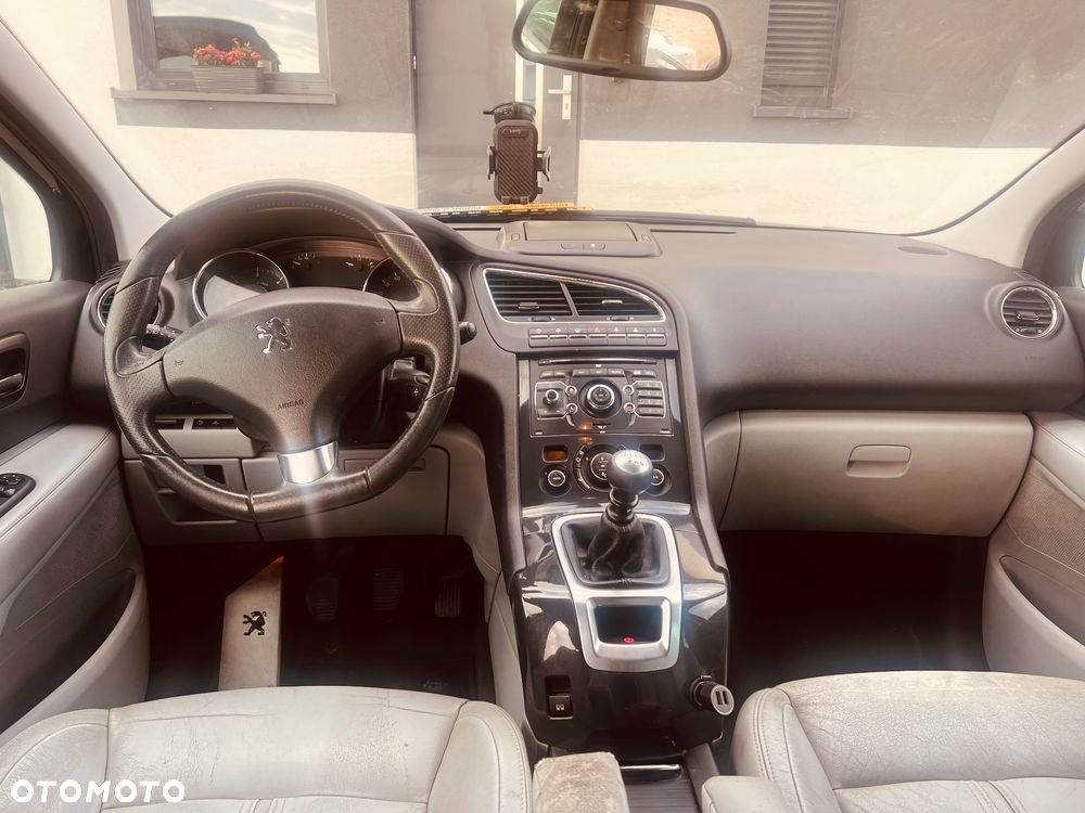 Peugeot 5008 HDI 150 Allure - 6