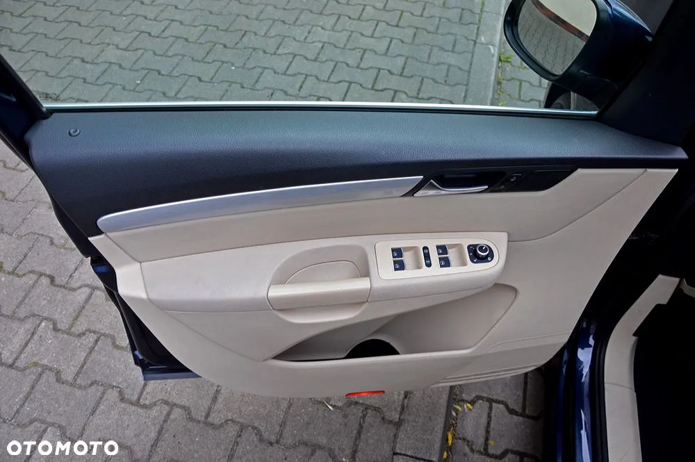 Volkswagen Sharan 2.0 TDI Highline - 11