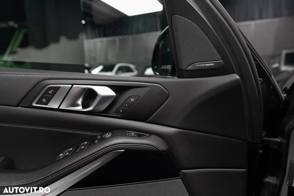 BMW X5 xDrive40i - 12