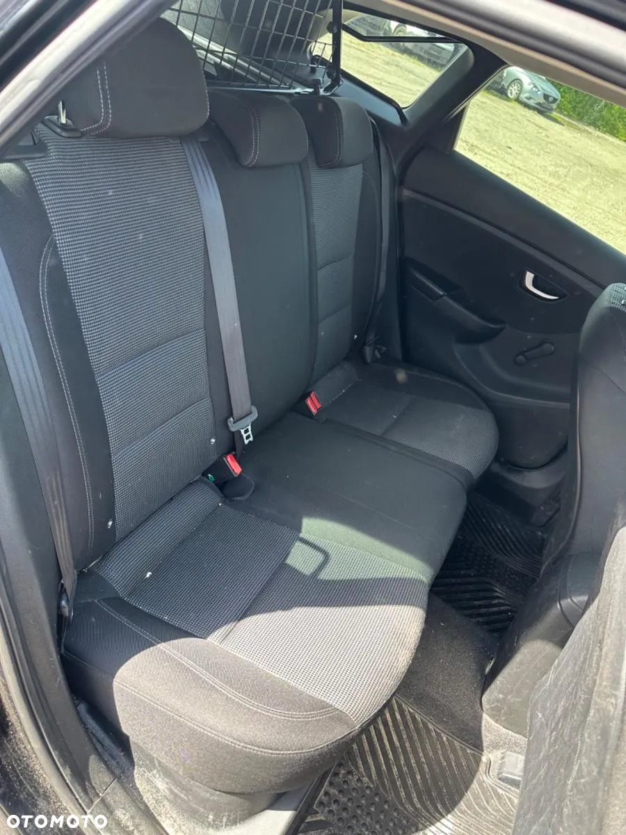 Hyundai i30 1.6 Style - 14