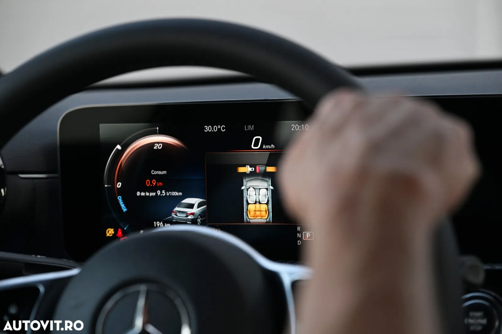 Mercedes-Benz A 200 d 4Matic 8G-DCT - 25