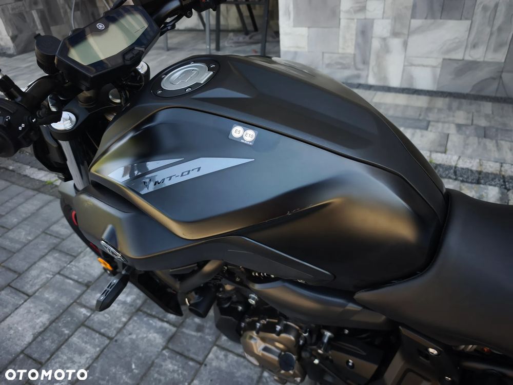 Yamaha MT - 32