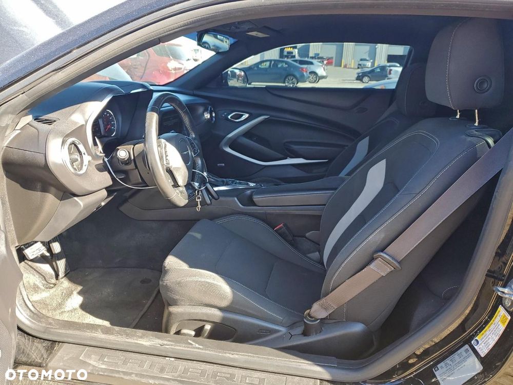 Chevrolet Camaro 2.0 - 8