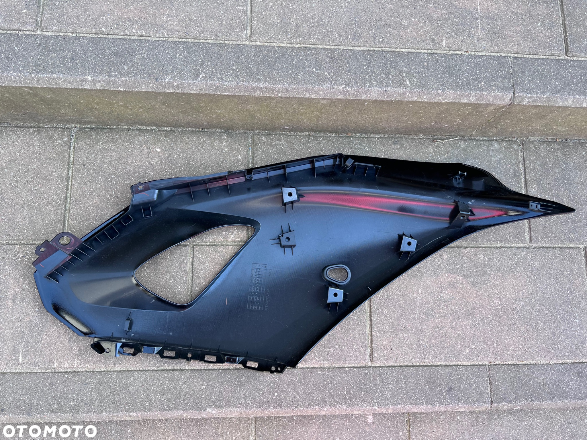 OWIEWKA BOCZEK LEWY YAMAHA YZF R7 - 6