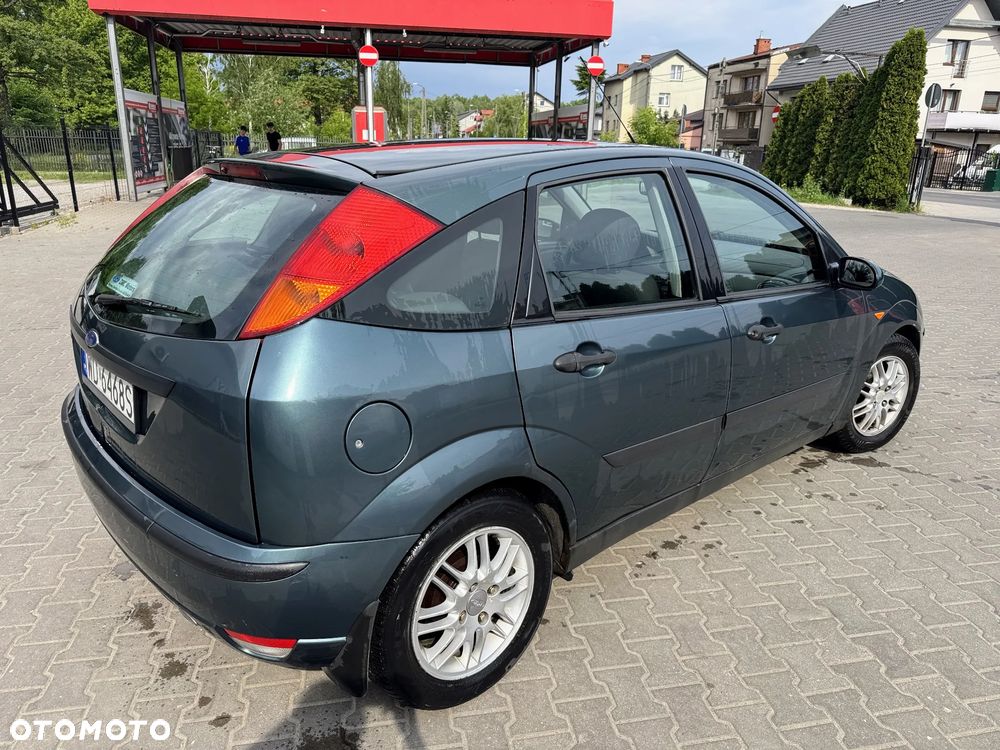 Ford Focus 1.6 Comfort - 4
