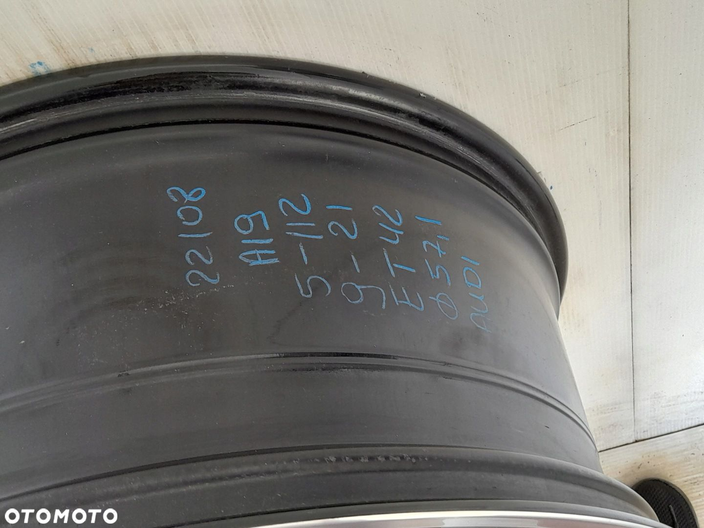 Felga aluminiowa Audi 89A601025S 9x21 5x112 ET42 - 3
