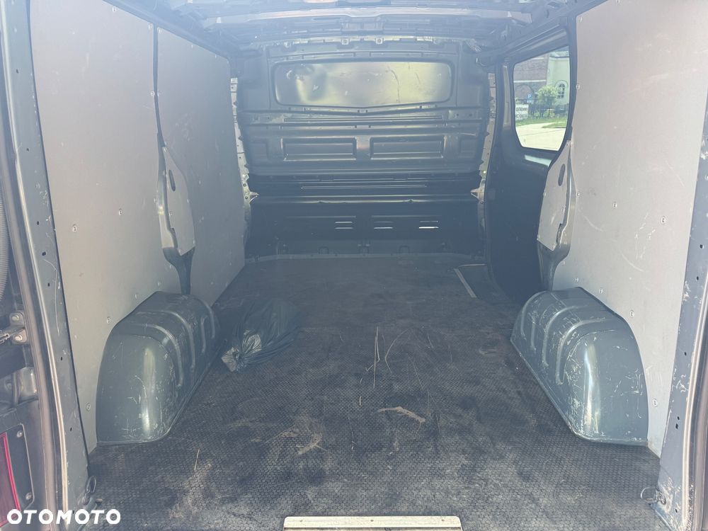 Renault Trafic - 9