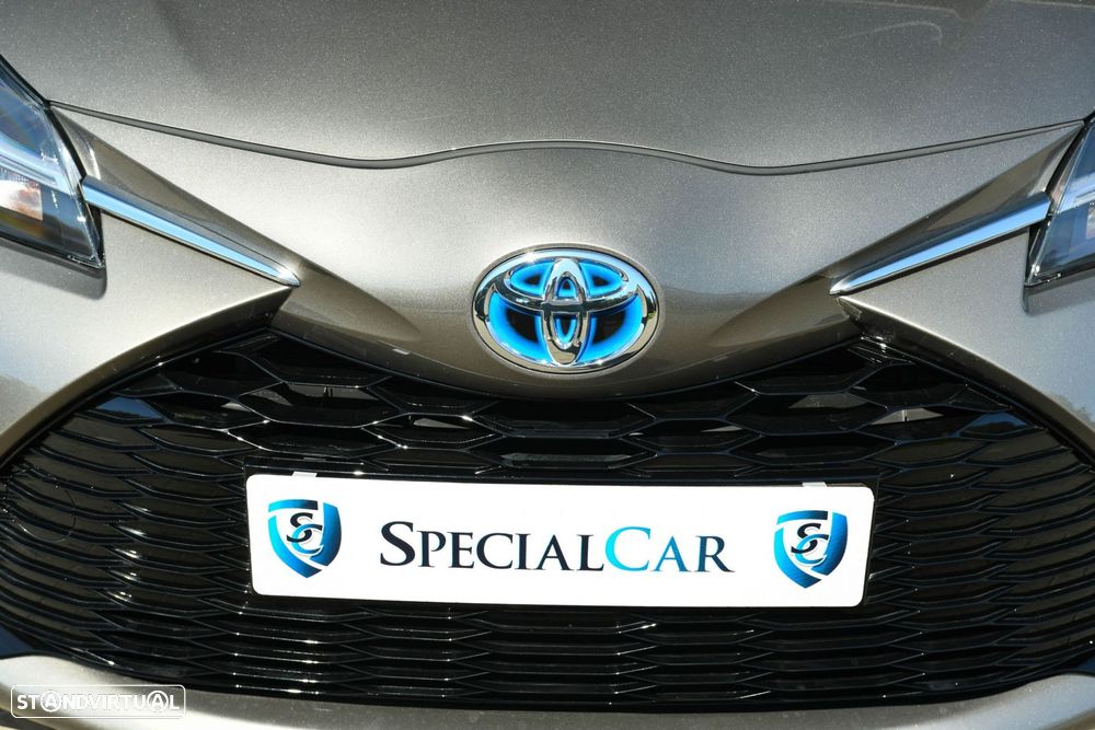 Toyota Yaris 1.5 HSD Square Collec.Bronze - 11